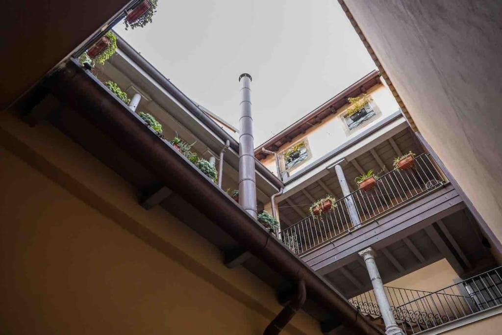 Bergamo 5 Stelle Lägenhet Exteriör bild